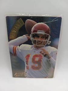 lot 18 image: Action Packed Joe Montana Kansas City Chiefs #49 Football Card