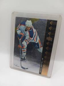 lot 26 image: Upper Deck Ryan Smyth SP-118 Hockey Card