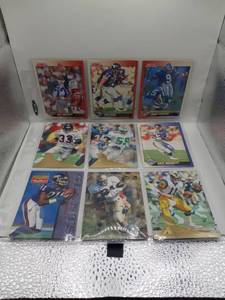 lot 76 image: Lot of 9 Score NFL Football Trading Cards 1990s