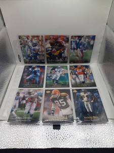 lot 87 image: Lot of 9 Upper Deck Football Trading Cards