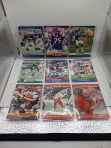 lot 94 image: Pro Set 1990 Pro Bowl Football Trading Cards Lot of 9