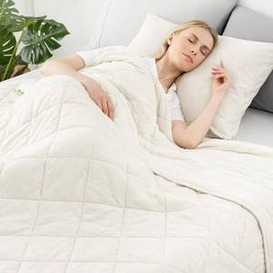 lot 6622 image: Cozy Bliss Cooling Blanket for Hot Sleepers, Queen - Q-Max 0.45, Light