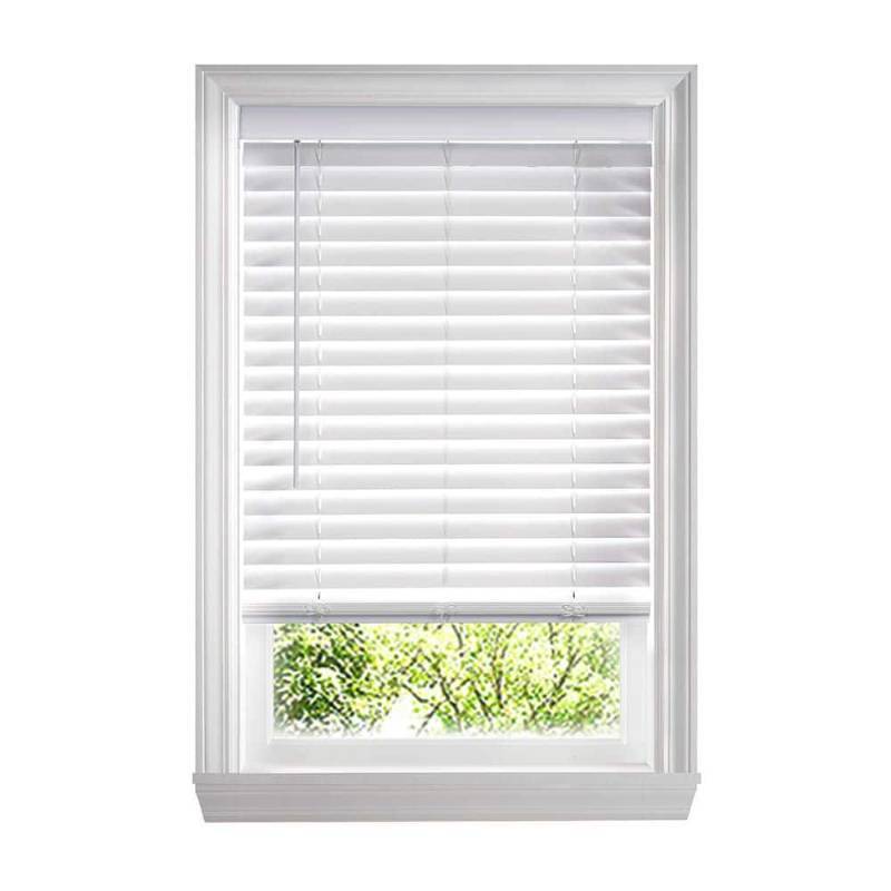 lot 5730 image: Home Decorators Collection White Cordless Room Dar - Retail $123