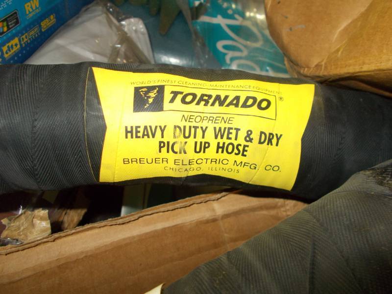 lot 2178 image: Tornado Neoprene Heady Duty Wet & dry pickup hose