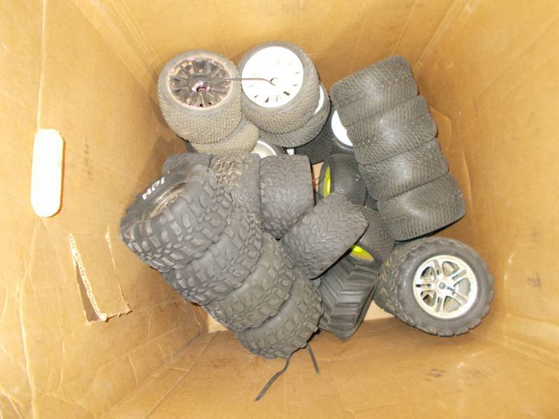 lot 2215 image: Lot of RC truck Tires