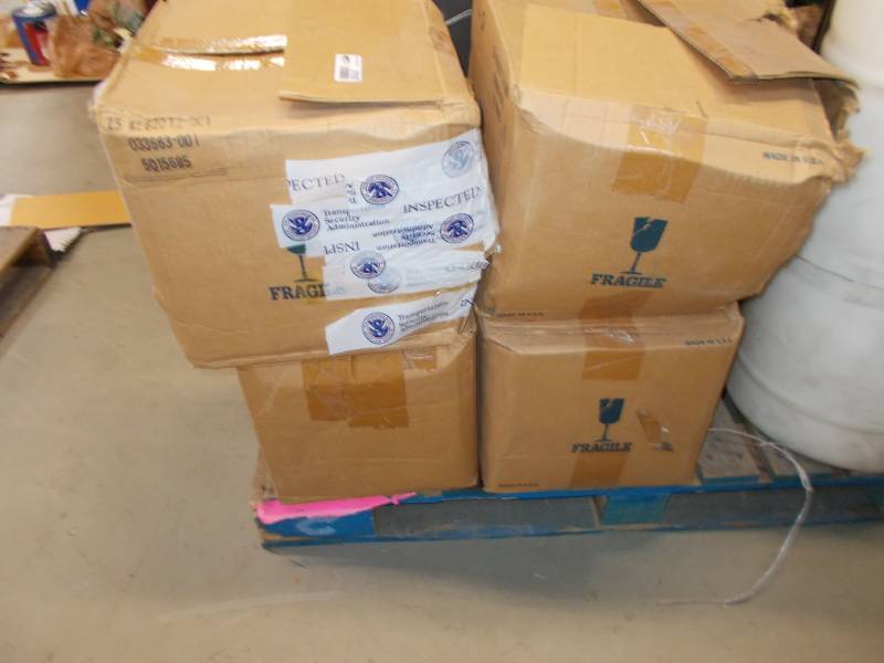 lot 2197 image: 4 Large Case of Oasis Pre-Carbon and carbon maximum flow Filters 033661-001
