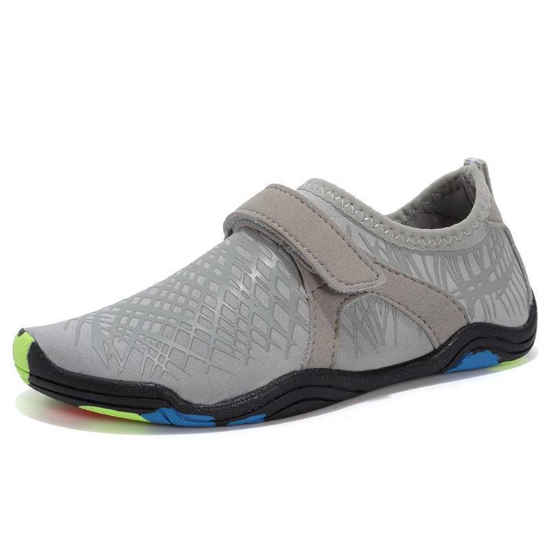 lot 125 image: Boys & Girls Water Shoes Kids Grey- Kids Size 13.5 Retail $18