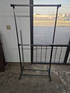 lot 1017 image: Adjustable Clothing Rack Garment Display Stand with Dual Rails