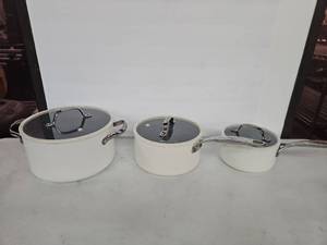 lot 1022 image: 3-Piece Cookware Set with Lids White Cream Pots