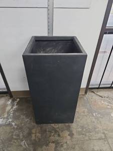 lot 1056 image: Black 28 Square Planter Box