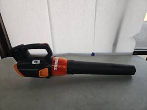 lot 1063 image: Worx 40V Cordless Leaf Blower Brushless Motor