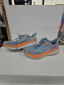 lot 1105 image: HOKA ONE ONE Womens Running Shoes Size 8.5 Blue Orange