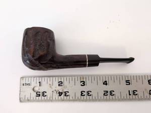 lot 2022 image: Carved Tobacco Pipe with Black Stem