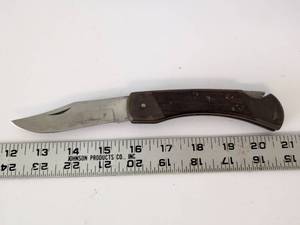 lot 2059 image: Folding Pocket Knife Dark Wood Handle