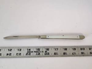 lot 2069 image: Sabre Stainless Folding Knife Japan