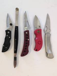 lot 2092 image: 5 Stainless Steel Knives Mixed Lot - 4 Folding Knives