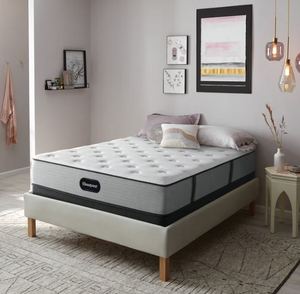 lot 1003 image: Beautyrest 12 BR800 Medium Mattress Full - Retail $500