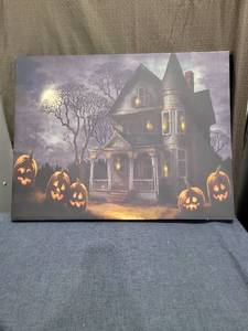 lot 626 image: Halloween Haunted House LED Canvas Wall Art Print