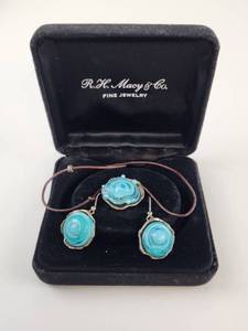 lot 97 image: .925 Sterling Silver Blue Art Glass Necklace & Earrings Set