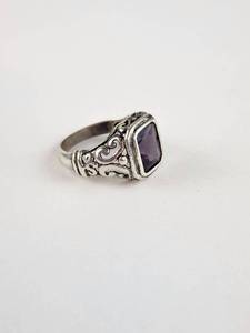 lot 102 image: Sterling Silver Ring with Purple Stone .925
