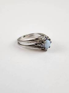 lot 108 image: Sterling Silver Reversible Ring Blue &amp Pink Cabochons Small Gemstones