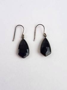 lot 114 image: Sterling Silver Black Onyx Drop Earrings