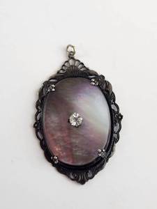 lot 150 image: Antique Sterling Silver Mother of Pearl Pendant