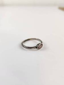 lot 168 image: Sterling Silver Rose Quartz Ring