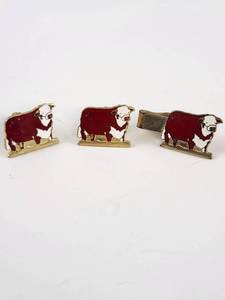lot 188 image: Vintage Hereford Cattle Enamel Cufflinks and Tie Clip Set