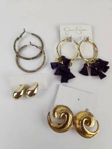 lot 220 image: Vintage Earring Lot 4 Pairs Hoop Tassel Teardrop