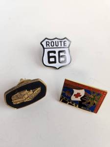 lot 231 image: Pin Lot 3 Pieces Enamel Badge Amphibious Vehicle Greater Los Angeles