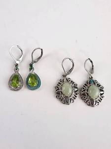 lot 261 image: 2 Pairs Gemstone Leverback Earrings Green Stones Silver-Tone