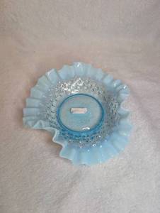 lot 523 image: Fenton Opalescent Blue Glass Bowl with Studded Rim and Blue Ring