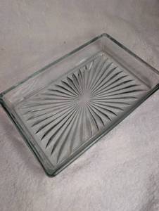 lot 527 image: Rectangular Clear Glass Dish with Radial Sunburst Pattern