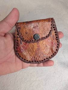 lot 1012 image: Tooled Leather Coin Purse Pouch&nbsp