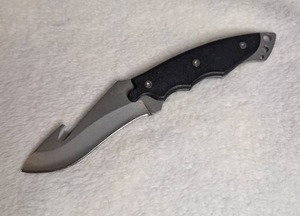 lot 1205 image: Defender Xtreme Fixed Blade Knife Black Handle