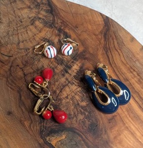 lot 3013 image: Earring Lot 3 Pieces Gold Tone Red White Blue Navy