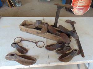lot 3757 image: Large assortment of shoe lasts