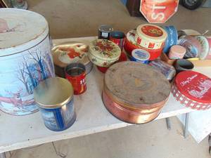 lot 3765 image: Large Selection of Collectible tins