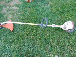 lot 3784 image: Stihl FS45 weedeater