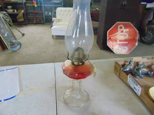 lot 3791 image: Kerosene lamp