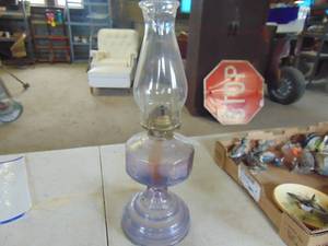 lot 3792 image: Kerosene lamp