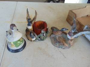 lot 3808 image: More ducks