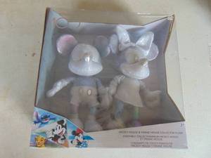 lot 3838 image: Mickey and Minnie toys