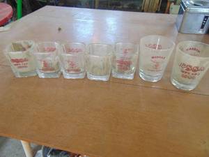 lot 3899 image: Shriner glasses