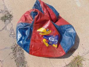 lot 3907 image: KU beanbag chair-needs filling