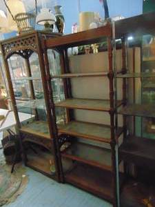 lot 3929 image: Wooden Shelf System - Glass Shelves