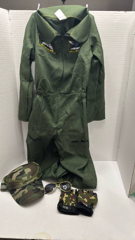 lot 10341 image: Green Hooded Flight Suit with Accessories Lot size 910