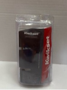lot 10668 image: Kwikset Door Knob Lockset with Lifetime Warranty