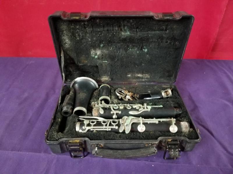 lot 2465 image: Clarinet in Case